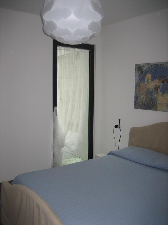 Villa Arzilla Riva del Garda Værelse billede